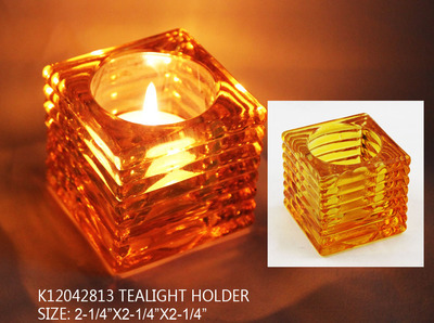 水晶玻璃燭臺(tái) 點(diǎn)亮精致生活的藝術(shù)之光