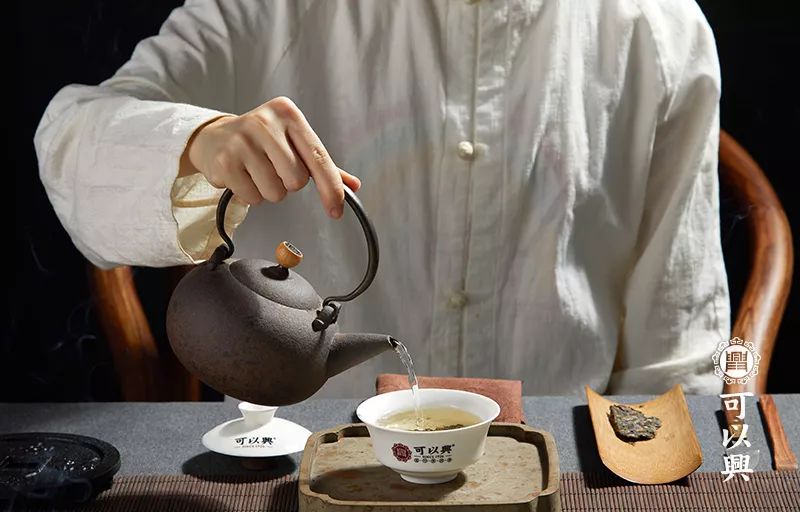 茶韻生金 品茗之道，亦是一種高級的投資與享受